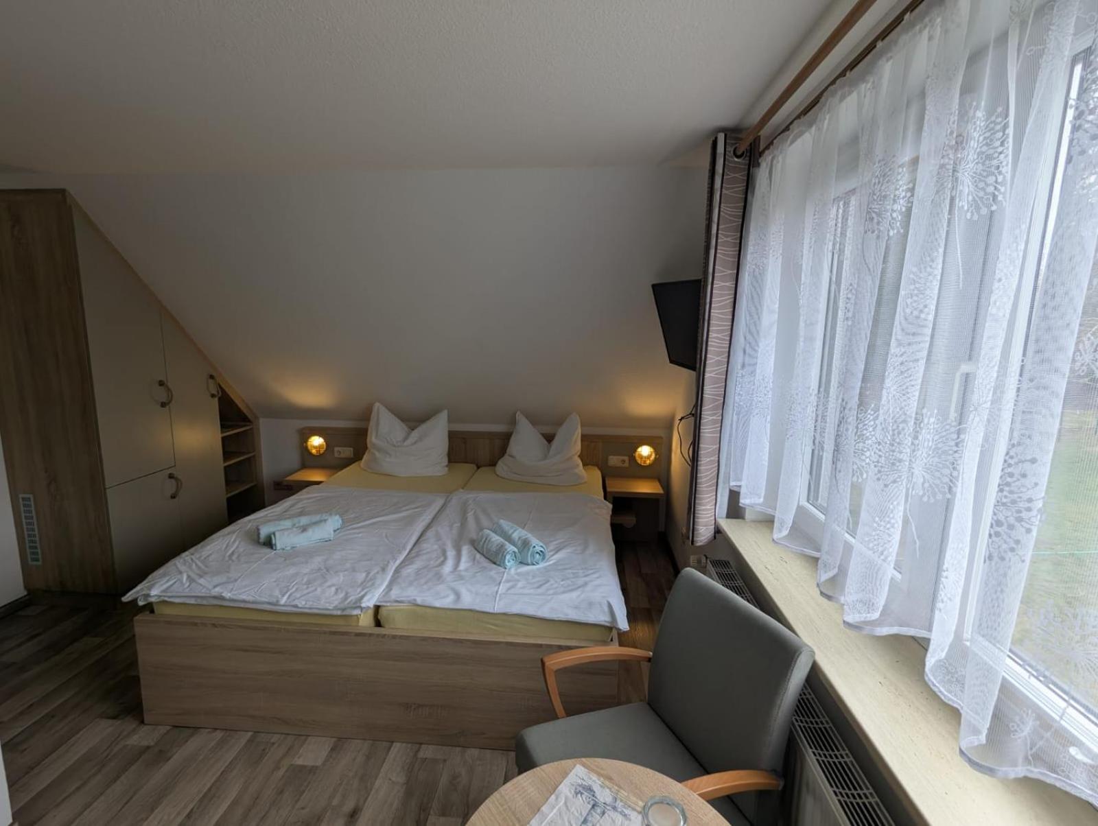 Pension & Restaurant Haus Hiddensee Kloster Eksteriør billede
